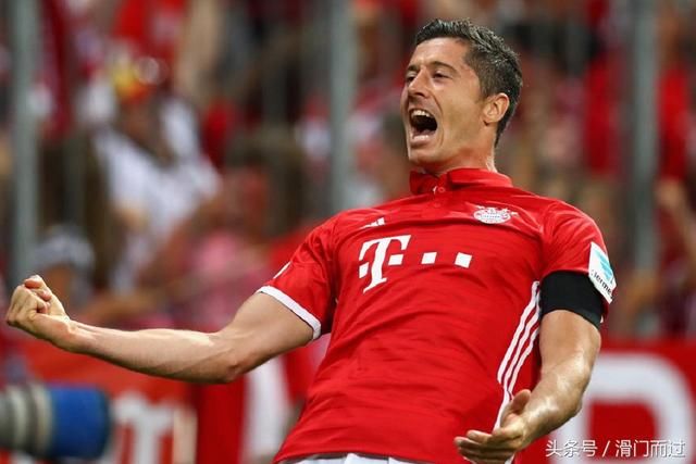 萨拉赫再厉害,还是比不过梅西!凯恩、莱万更是