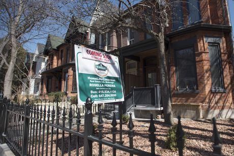 加拿大各大银行利率下调 不要指望房价反弹 年