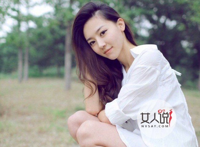 黄梦莹资料背景 惊人身世曝光后台强硬不容小觑 黄梦莹资料背景 惊人身世曝光后台强硬不容小觑