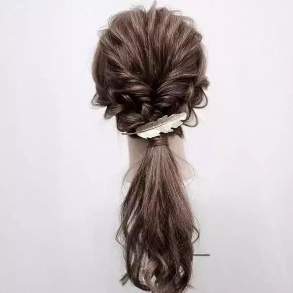 2018最火的二十四款扎发教程,学会了提升颜值