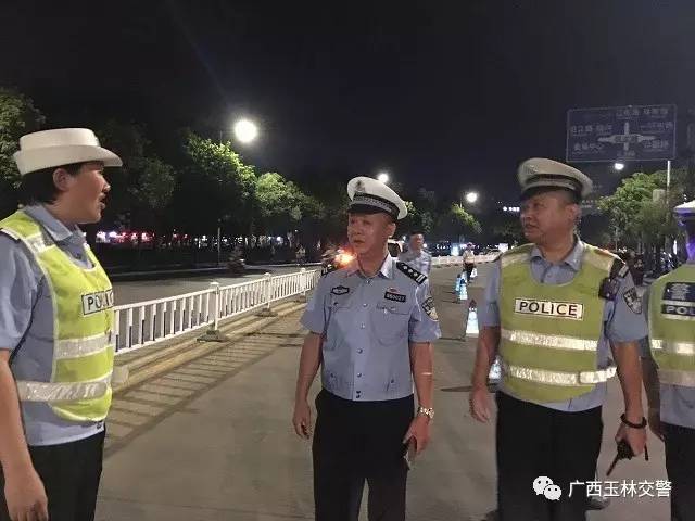 玉林交警周末开展全国夜查行动第二波