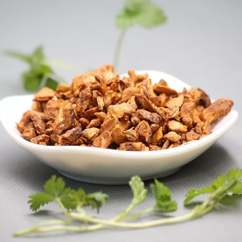 菊苣长得像娃娃菜,但营养价值极高,泡水喝有