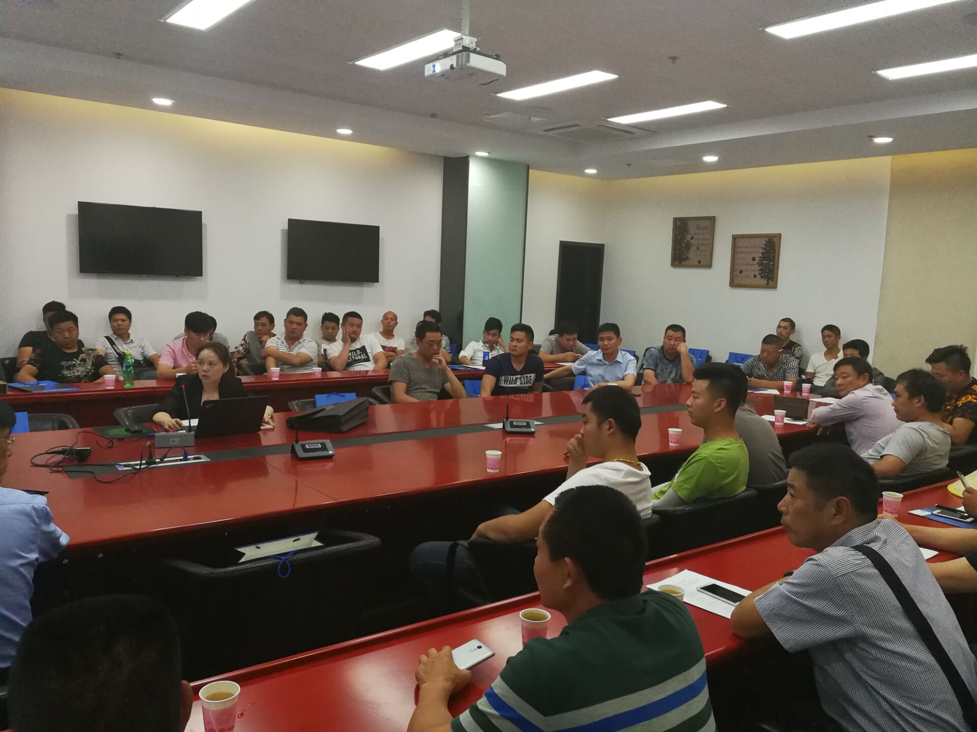 道路交通安全公益讲座--高旗所走近栖霞区企业