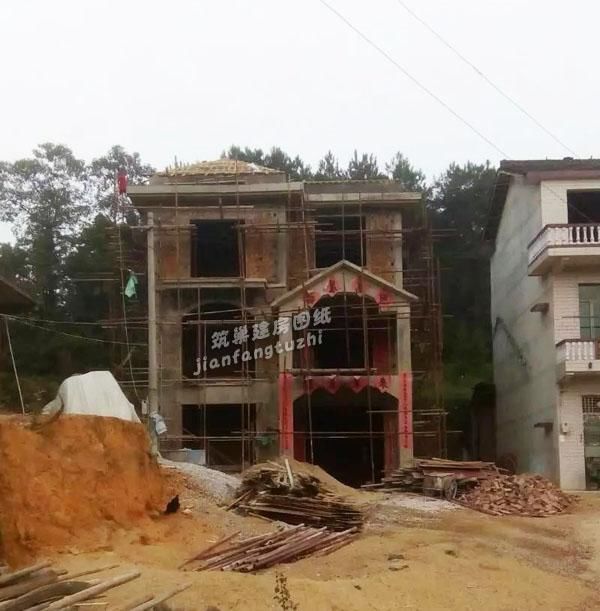 建房实拍:70平方米三层小户型农村自建房8x9米