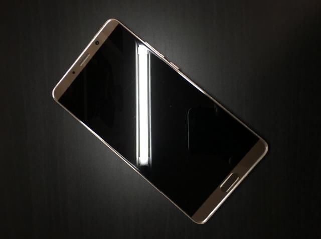 华为两三千块的手机哪一款好用?选它没有错!