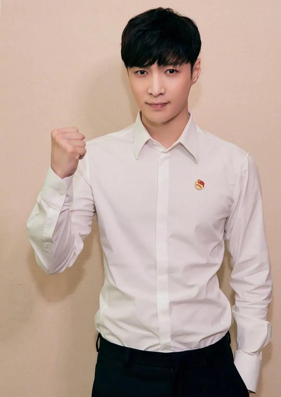 蔡徐坤周洁琼是炮友?张艺兴被节目组欺负?陈