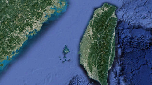 外交部：中方密切关注并全程掌握美国军舰过航台湾海峡的情况