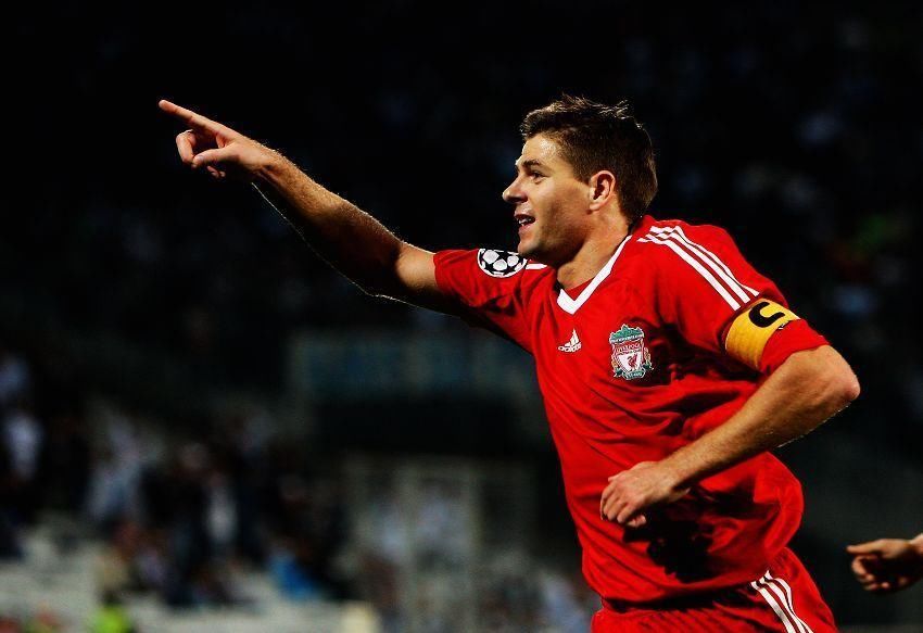 世界足坛最近20年名气最大的10大球星,C罗仅