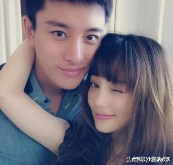 李小璐久违亮相,注意力全在她的上半身