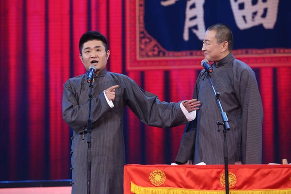 据悉,2014年,苗阜和搭档王声在中央电视台元宵晚会上表演相声《学富五