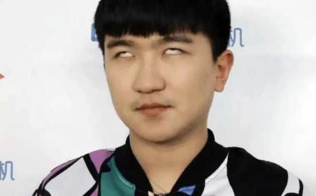 全球最帅男子张大大嘲讽张一山个子矮小? 谢娜