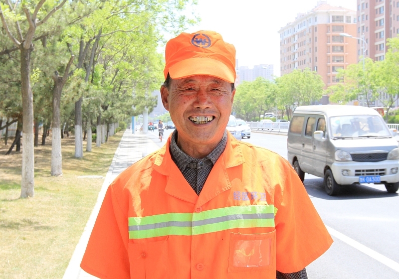 "世界微笑日"用笑脸感染你我 微笑让生活更美好