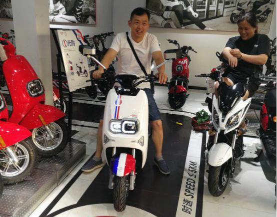 好车买什么?2018年爱玛电动车排行榜爆款任你