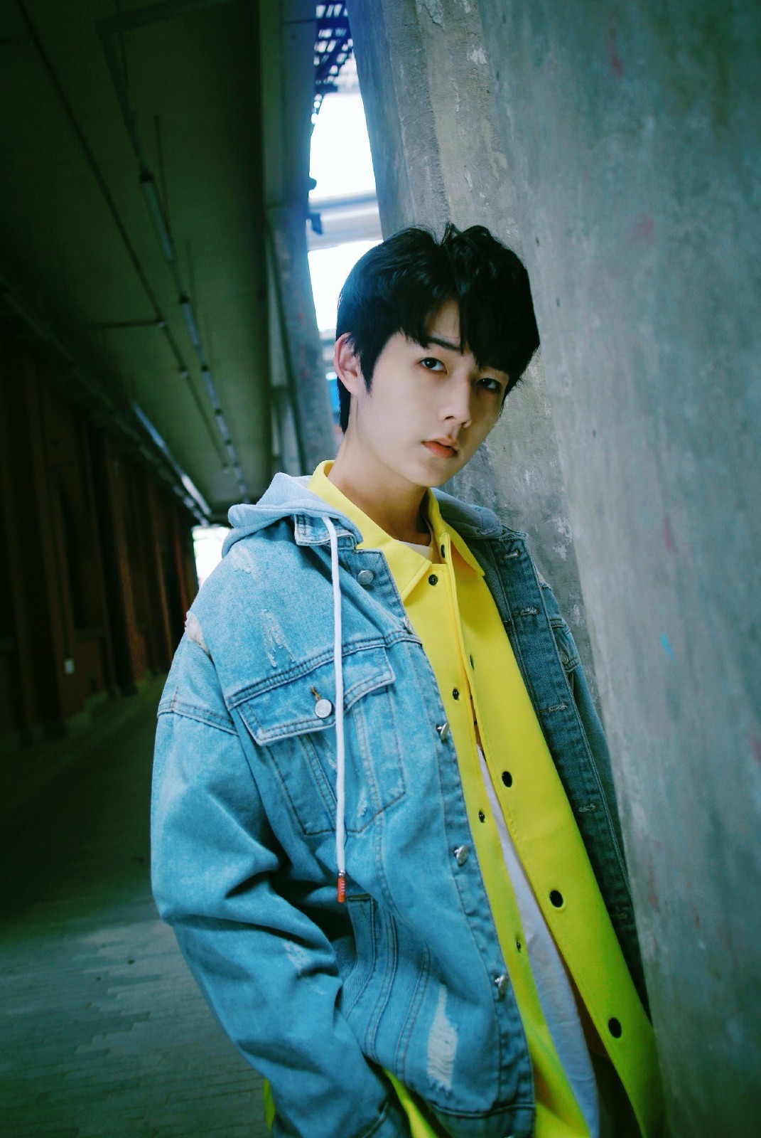 明鹏出演电影《沉默的证人》 吴警官精彩亮相(图2) 明鹏出演电影《沉默的证人》 吴警官精彩亮相(图2)