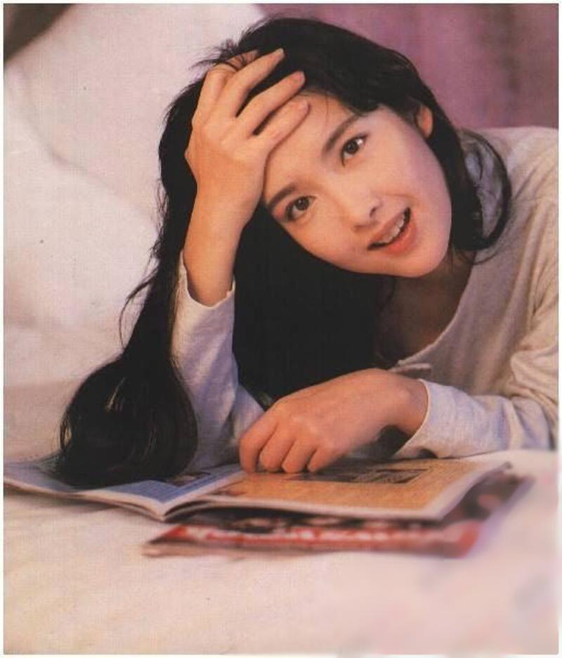 除了歌唱事业外，周慧敏拍摄过电视剧及电影，并曾经与名作家倪匡之子倪震谈恋爱近20年，于2008年12月11日曾宣布分手，但在同月18日倪震却改口宣布与她结婚，并在隔年1月5日低调举办婚宴，完成终身大事。