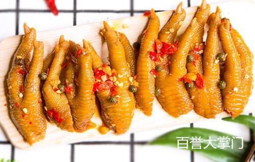 重庆特色小吃有哪些?火锅最好吃,酸辣鸡爪当零食