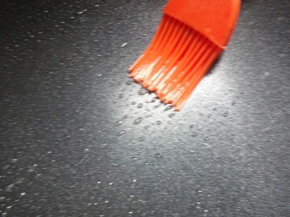 宝宝预防感冒辅食:鸡蛋饼瞬间好吃十倍的做法