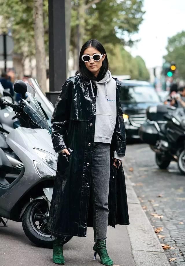 卫衣+阔腿裤=冬天最简单又时髦的保暖搭配!