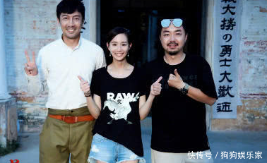 35岁张钧宁近照,眼角皱纹明显瘦的吓人,笑起来