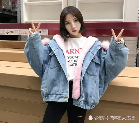 18年冬天流行的新款棉服,甜美青春范,引领校