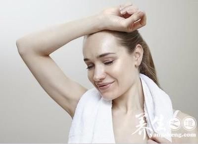 爱出汗是怎么回事 5个部位出汗透视你的健康