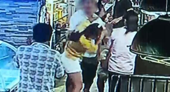 男子会情人 被女友