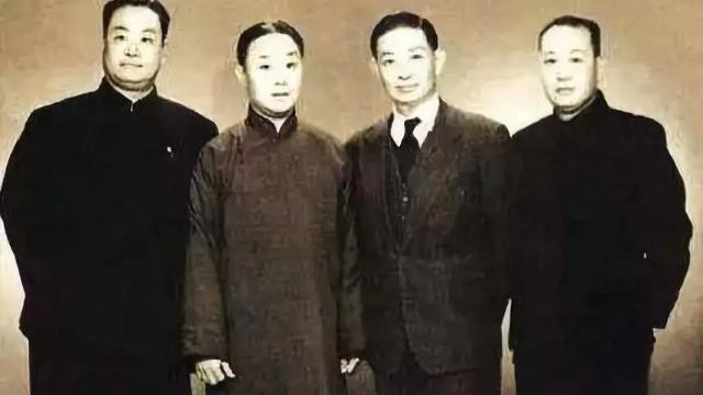 京剧四大名旦为什么都是男演员? 京剧四大名旦为什么都是男演员?