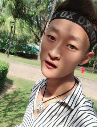 快手上一夜成名的4大网红,嘟嘟姐上榜,最后一