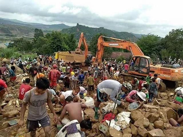 缅甸帕敢大土豪150辆大型货车玉石原石免费送