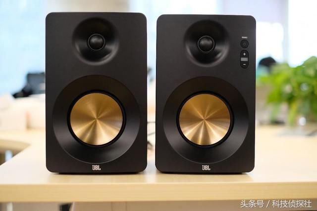 想拍Vlog?相机器材之外还得有个监听音箱