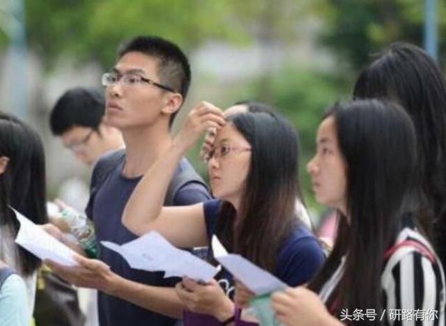 大学应届本科毕业生可以考公务员吗?请注意:这