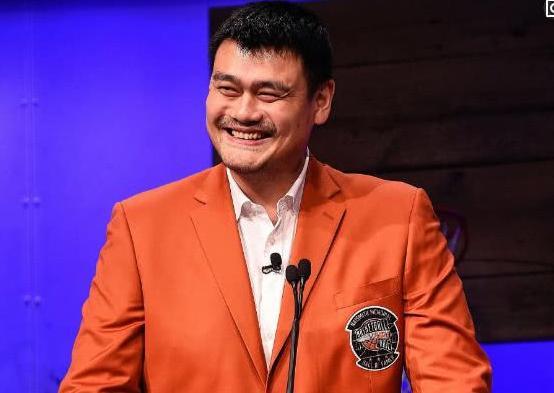 中国男篮亚运会12人名单出炉,姚明亲自带队,2