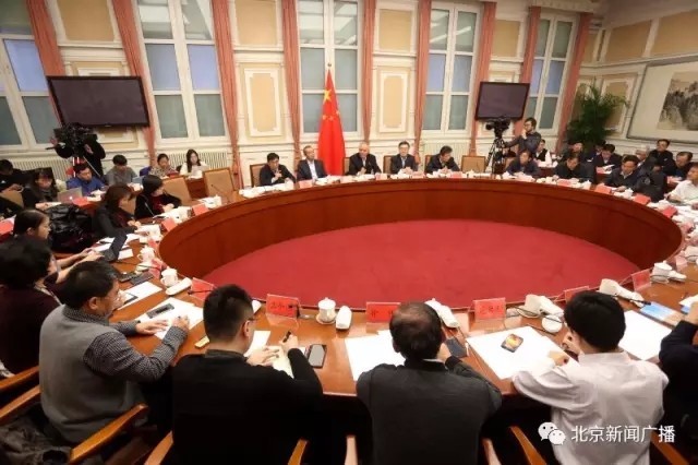 蔡奇与市民代表媒体座谈： 回应雾霾治理问题