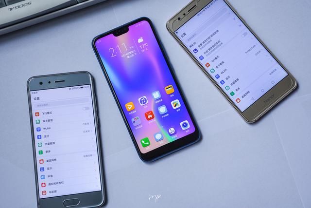 首批升级GPU Turbo吓人技术的荣耀10,强上加
