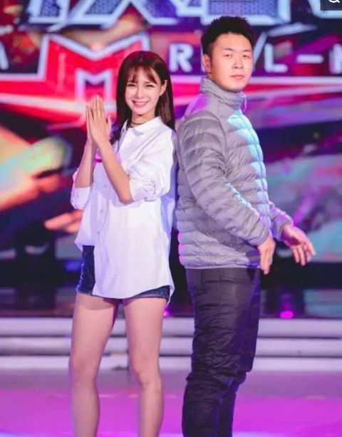 他求婚成功,杜海涛痛哭发博却被吴昕嫌弃 网友