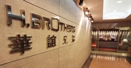 华谊兄弟最新消息:崔永元炮轰华谊兄弟 市值蒸