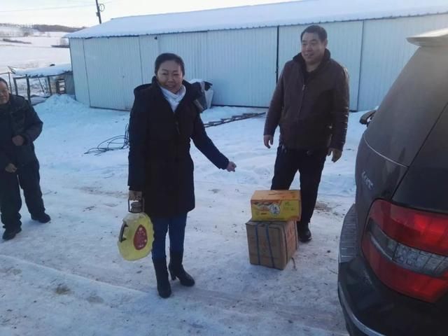 热点关注丨鄂伦春旗大杨树镇妇联开展贫困妇女