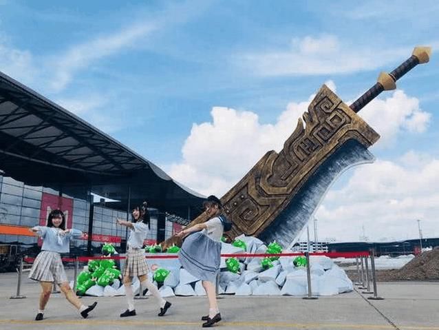 屠龙宝刀点击就送,2018CJ现场最大建筑倒塌