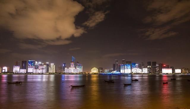 中国新四大火炉城市,重庆、南昌上榜,武汉、