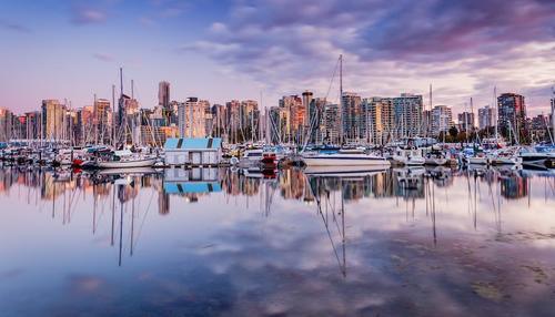 加拿大人半数税前收入负担住房 温哥华多伦多