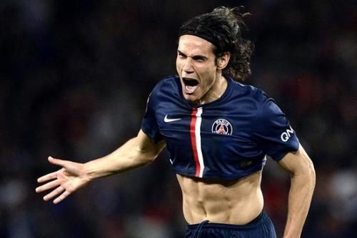 中国杯惊世倒勾,巴黎老大之争卡瓦尼力压内马