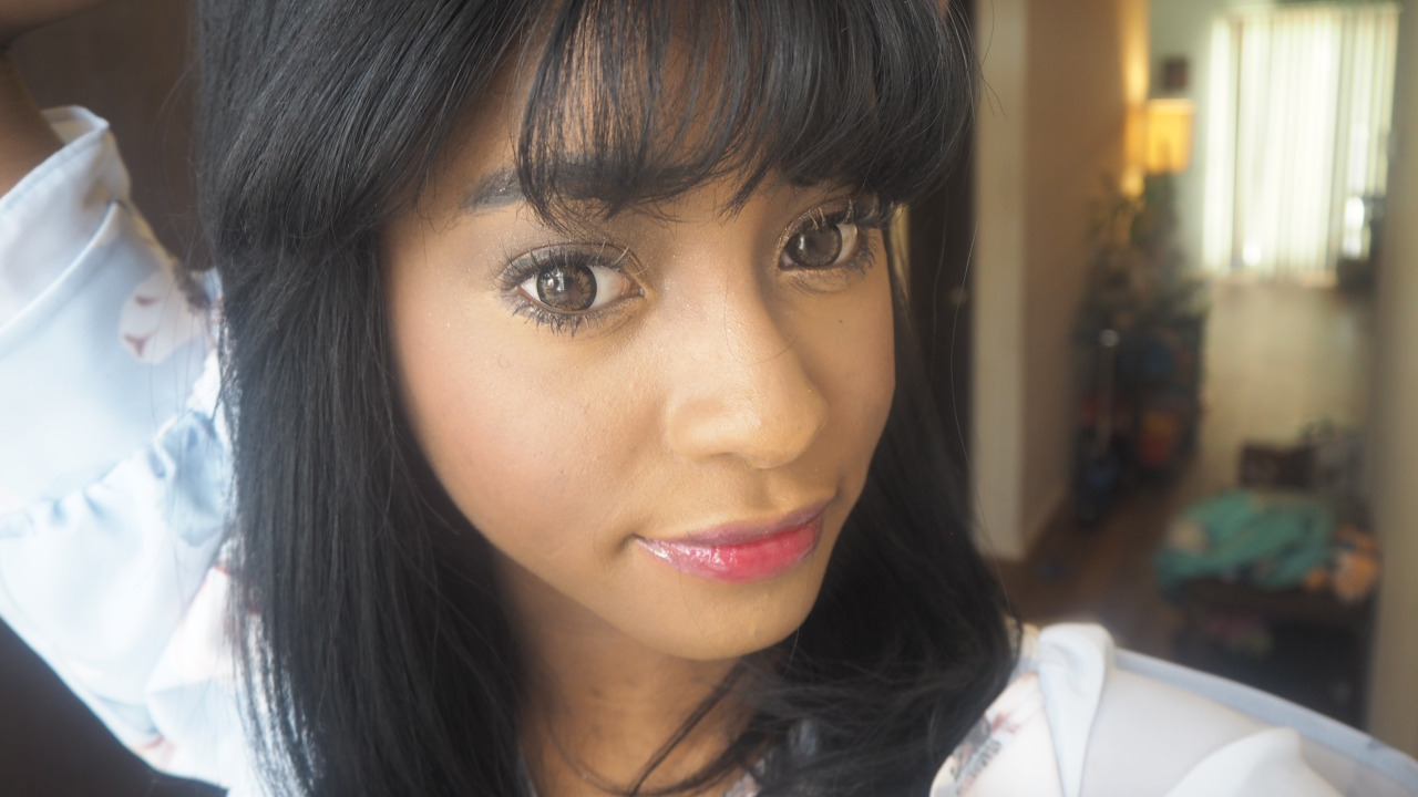 阿米娜从12岁就开始学习日语,现在能够熟练的使用日语来交流,虽然