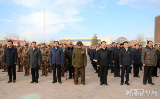 在大漠深处感受共和国澎湃的心跳