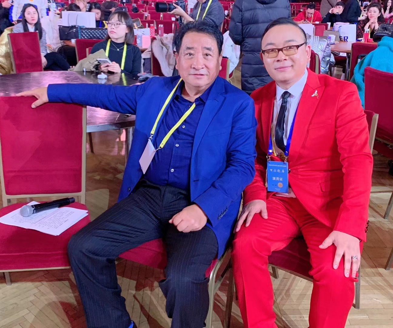百花迎春2020春节大联欢在京举行 胡启圣演唱《到人民中去》(图3) 百花迎春2020春节大联欢在京举行 胡启圣演唱《到人民中去》(图3)