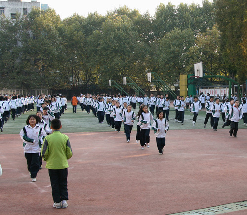 "据了解,普高组中,省丹中,丹阳五中,丹阳六中,省扬高中,崇实女中等校