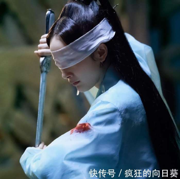 蒙眼战斗女神杨幂:扶摇蒙黑丝巾杀气十足,白浅