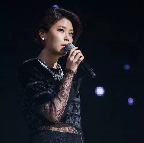 lyn迈向ost三冠王从2012年《拥抱太阳的月亮》ost"时光倒流"与2014年 