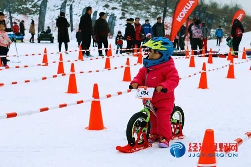 KOKUA骑行俱乐部圣诞嘉年华在石家庄冰雪小