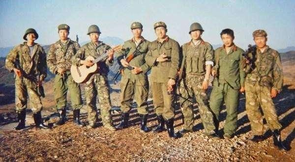 越南人评价中、日、韩三国人的长相:我们也有