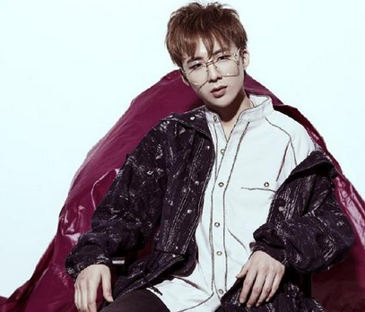 主唱最崇拜何炅,为何又要拒绝《快乐大本营》